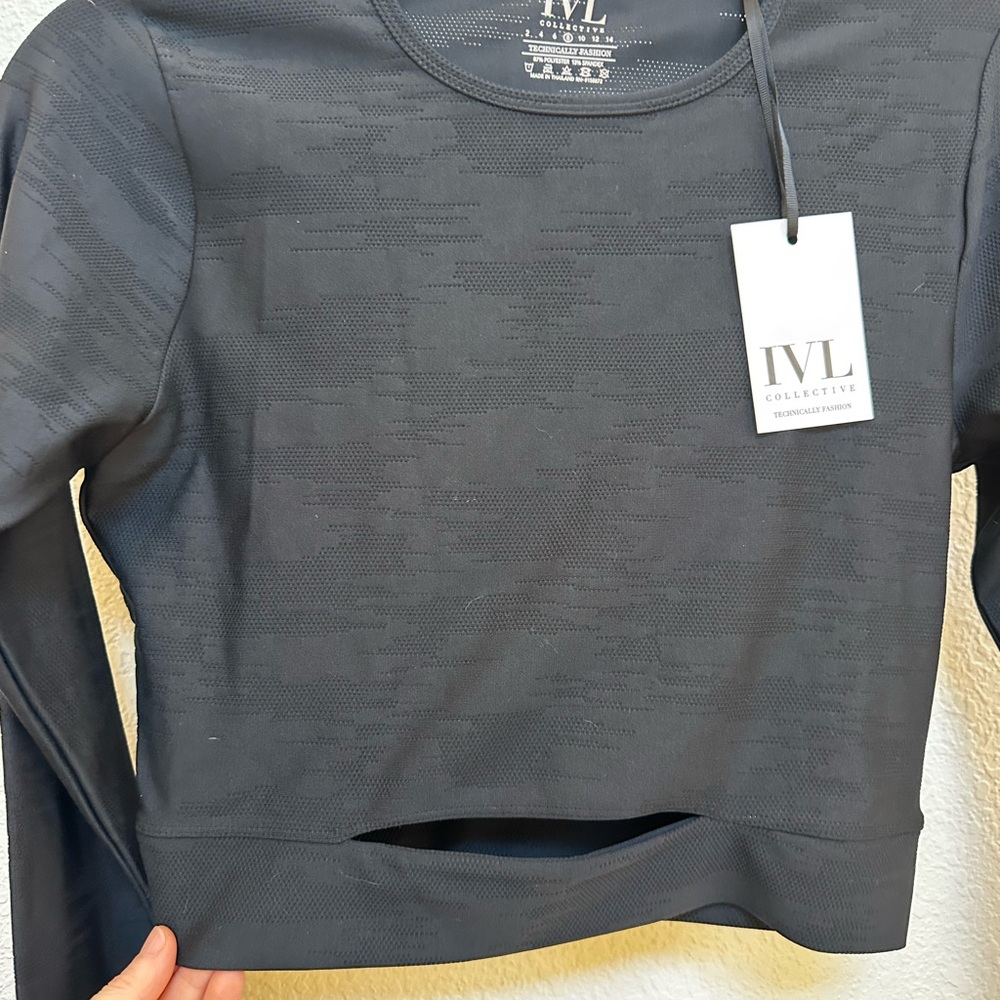 IVL crop Pilates top 8 NWT